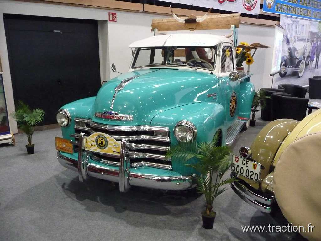 2011_epoquauto (10).jpg - 05/11/2011 - 69000 LYON - EPOQU'AUTO - 33ème Salon International Autos & Motos Anciennes - 100 ANS CHEVROLET